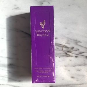 Younique Royalty Rose Water Toning Spritz